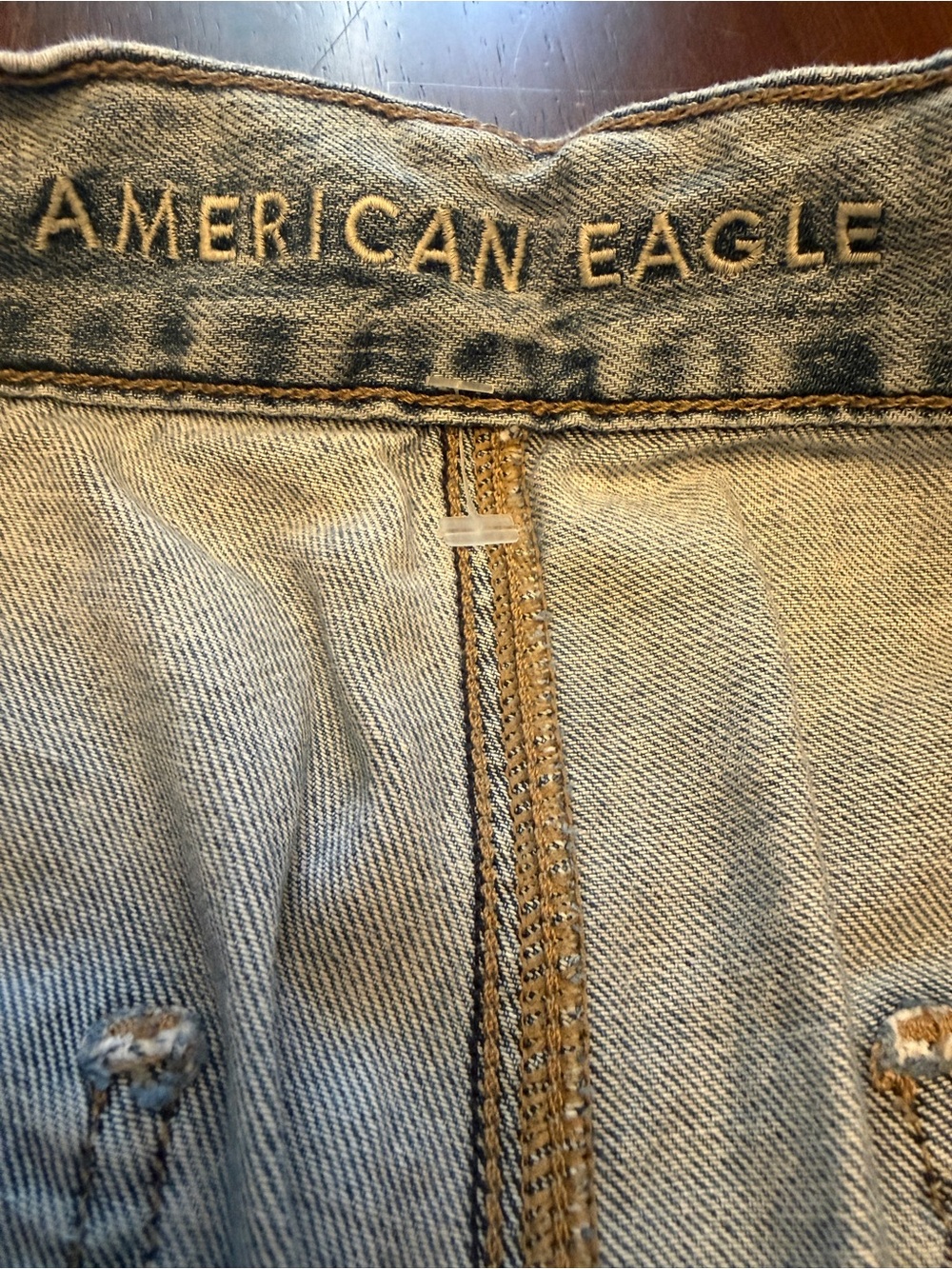 American Eagle Outfitters Light Denim Jogger Jeans - Picture 4 of 8